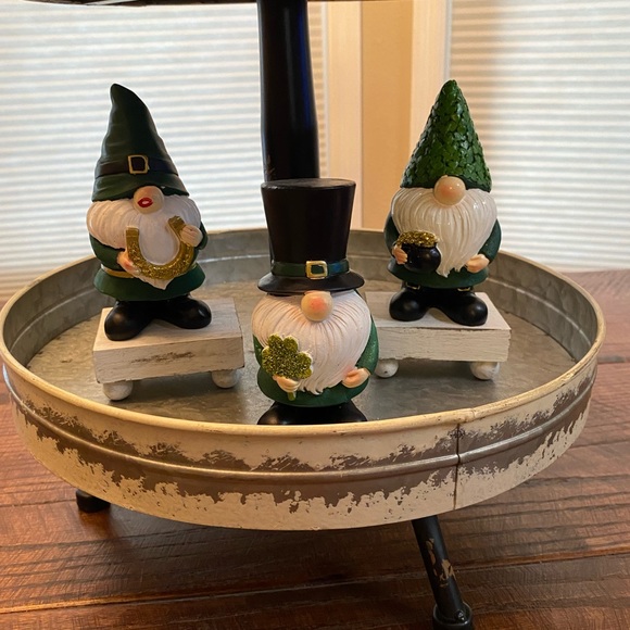 St. Patricks Day Gnomes Kitchen Towels & St. Patrick’s Day Gnome Figures Bundle - Picture 7 of 16